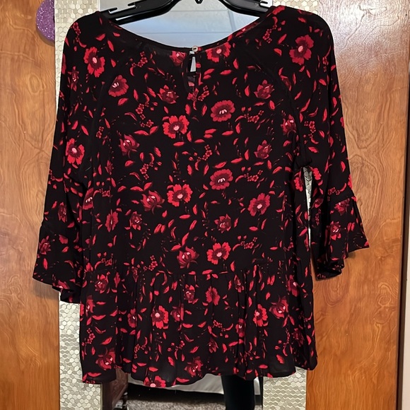 Velvet graham & spencer  lace trim blouse. - Picture 6 of 9